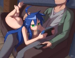 1boy 1girl age_difference ahoge artist_name ass bitumi blue_hair blue_pubic_hair blush casual_nudity casual_sex censored chest_hair clothed_male_nude_female collarbone colored_pubic_hair controller couch crossed_legs father_and_daughter feet fellatio green_eyes hair_between_eyes hand_on_another&#039;s_head handheld_game_console hetero holding holding_handheld_game_console holding_remote_control incest indoors izumi_konata izumi_soujirou loli long_hair lucky_star lying male_pubic_hair mosaic_censoring multitasking nintendo_switch nude on_couch on_stomach oral penis penis_out playing_games pubic_hair remote_control short_hair sitting smile toes tongue tongue_out