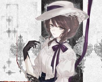 1girl black_gloves blood bloody_knife bow bowtie brown_hair felicienne_(reverse:1999) fork gloves grey_background grin hand_up hat highres holding holding_fork holding_knife juliet_sleeves knife long_sleeves looking_at_viewer lv11 puffy_sleeves purple_bow purple_bowtie purple_eyes reverse:1999 shirt short_hair smile solo upper_body white_hat white_shirt