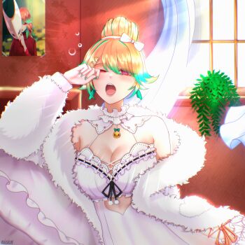 1girl ;o absurdres babydoll bow breasts chemise cleavage clothing_cutout cosplay fluffy_clothes frills fur_jacket green_hair hair_bow hair_bun heart_cutout highres hollow_knight hollow_knight:_silksong hololive hololive_english horned_mask hornet_(hollow_knight) hornet_(hollow_knight)_(cosplay) jacket lace-trimmed_nightgown large_breasts looking_at_viewer mask multicolored_hair nieien official_alternate_costume official_alternate_hairstyle one_eye_closed open_mouth orange_hair purple_eyes sleepy solo squeans takanashi_kiara takanashi_kiara_(cozy) two-tone_hair virtual_youtuber white_babydoll white_chemise white_jacket white_mask yawning