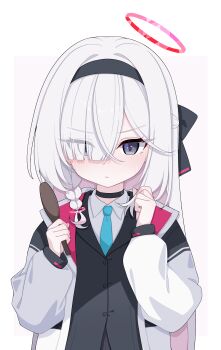 Rule 34 | 1girl, :<, absurdres, alternate costume, aqua bow, aqua bowtie, black hairband, blazer, blue archive, blue necktie, bow, bowtie, cinamon (cinamori), collared shirt, cosplay, eyes visible through hair, grey eyes, hair bow, hair over one eye, hairband, halo, highres, holding, jacket, kei (blue archive), kei (blue archive) (cosplay), kei (new body) (blue archive), looking at viewer, necktie, plana (blue archive), red halo, red pupils, shirt, simple background, solo, upper body, white background, white hair, white jacket, white shirt