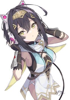 1girl absurdres amber_(stella_sora) animal_ear_headphones animal_ears black_gloves black_hair breasts cat_ear_headphones cat_ears commentary_request dress fake_animal_ears fingerless_gloves gloves hands_up harumomiji headphones highres looking_at_viewer looking_back medium_breasts medium_hair parted_lips signature simple_background solo stella_sora white_background white_dress yellow_eyes