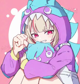 Rule 34 | 1girl, blanka, blanka-chan, blanka (cosplay), blush, clenched hand, colored inner hair, cosplay, fang, grey hair, grin, hand up, holding, holding stuffed toy, kigurumi, knees up, looking at viewer, makaino ririmu, multicolored hair, nijisanji, official alternate color, overalls, pink background, pink hair, pink streaks, pointy ears, red eyes, sitting, smile, solo, streaked hair, street fighter, street fighter 6, stuffed animal, stuffed toy, twitter username, two-tone hair, virtual youtuber, watermark, white overalls, xs 6