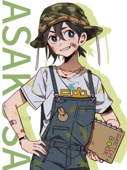 Rule 34 | 1girl, asakusa midori, bandaid, bandaid on arm, bandaid on face, boonie hat, camouflage hat, character name, commentary, eizouken ni wa te wo dasu na!, hatching (texture), highres, holding, holding sketchbook, overalls, paint on clothes, short hair, sketchbook, smile, solo, takao (88499191)