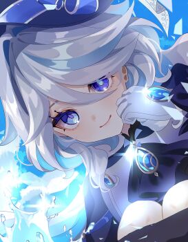 1girl ascot blue_ascot blue_eyes blue_gem blue_hair blue_hat blue_pupils closed_mouth commentary drop-shaped_pupils furina_(genshin_impact) gem genshin_impact gloves hair_between_eyes hair_intakes hand_up hat heterochromia highres looking_at_viewer mismatched_pupils multicolored_hair rei_(sss35_ss3) smile solo streaked_hair symbol-shaped_pupils water white_gloves white_hair