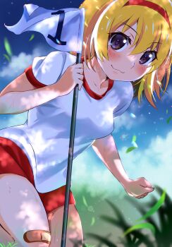 1girl :3 absurdres bandaid bandaid_on_knee bandaid_on_leg blonde_hair blue_sky blurry blurry_background blush breasts buruma closed_mouth cloud commentary_request dappled_sunlight day depth_of_field flag grass gym_shirt gym_uniform hair_between_eyes hairband highres higurashi_no_naku_koro_ni holding holding_flag houjou_satoko leaning_forward looking_at_viewer mashimaro_tabetai medium_breasts medium_hair numbered_flag outdoors purple_eyes red_buruma red_hairband shirt short_sleeves sky smile solo sunlight sweat white_shirt wind
