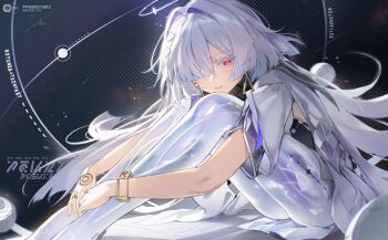 1girl closed_mouth colored_eyelashes commentary_request earrings from_side grey_hair hair_intakes hair_ornament hair_over_one_eye halo highres jacket jewelry kitk_qun knees_up light_smile long_hair looking_at_viewer looking_to_the_side mornye_(wuthering_waves) red_eyes see-through_body sitting solo tacet_mark_(wuthering_waves) triangle_earrings white_jacket wuthering_waves