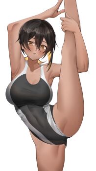 1girl :/ absurdres arm_up armpits bad_source black_hair black_one-piece_swimsuit blonde_hair blush breasts collarbone colored_inner_hair commentary_request competition_swimsuit covered_navel dark-skinned_female dark_skin foot_out_of_frame hair_between_eyes highres holding_own_leg large_breasts leg_up looking_at_viewer multicolored_hair one-piece_swimsuit original short_hair simple_background solo split standing standing_on_one_leg standing_split swimsuit taut_clothes taut_swimsuit thighs toned toned_female two-tone_one-piece_swimsuit white_background yuya_(yuya_illust)
