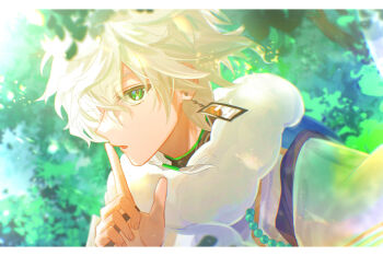 1boy absurdres bead_necklace beads black_shirt commentary_request earrings finger_to_mouth fur_collar green_eyes hanafuda_earrings highres japanese_clothes jewelry kariginu letterboxed long_sleeves looking_at_viewer male_focus matochi_(fa) murakumo_kagetsu murakumo_kagetsu_(1st_costume) necklace nijisanji outdoors parted_lips shirt short_hair solo undershirt upper_body virtual_youtuber white_hair white_shirt