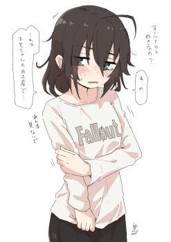 1girl ahoge alternate_costume bags_under_eyes black_hair black_skirt blush bob_(you-u-kai) breasts clothes_writing commentary_request freckles grabbing_own_breast green_eyes hair_between_eyes highres long_sleeves looking_at_viewer original shirt simple_background skirt solo speech_bubble white_background white_shirt