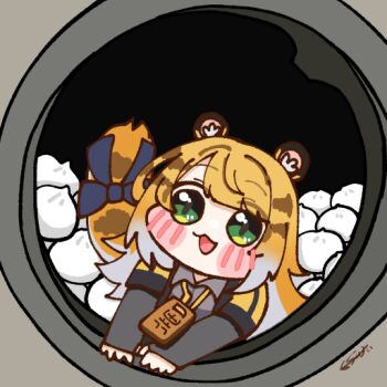 1girl :3 :d animal_ears black_gloves black_shirt blonde_hair bow collared_shirt colored_inner_hair elbow_gloves fingerless_gloves food gloves green_eyes jacket ju_fufu looking_at_viewer multicolored_hair open_mouth shirt siu_(esiu3891) smile solo steamed_bun tail tail_bow tail_ornament tiger_ears tiger_girl tiger_tail two-tone_hair white_hair yellow_jacket zenless_zone_zero