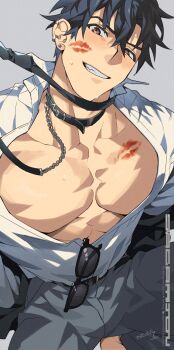 1boy artist_logo bara bare_pectorals black_hair bulge chain chain_leash collar earrings grey_background hickey highres jewelry large_pectorals leash lipstick_mark logo looking_at_viewer male_focus muscular muscular_male original pectorals sagami_jon shirt simple_background smile solo sunglasses sweat unworn_eyewear