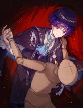 1boy alternate_costume aqua_ascot aqua_gemstone ascot black_coat black_gloves black_hat black_shorts blunt_ends boater_hat brooch coat curtains dancing eyeliner eyeshadow feathers fingernails formal_clothes frilled_shirt_collar frilled_sleeves frills gem genshin_impact gloves gold hat highres jewelry lapels layered_ascot long_sleeves looking_at_viewer makeup male_focus open_mouth pom_pom_(clothes) puppet purple_ascot purple_eyes purple_hair red_eyeliner red_eyeshadow scaramouche_(genshin_impact) shirt shorts sketch solo spotlight twitter_username undershirt variant_set wanderer_(genshin_fes_2026)_(genshin_impact) wanderer_(genshin_impact) white_mouth white_shirt white_sleeves white_trim wispy_bangs yellow_feathers yunhhj