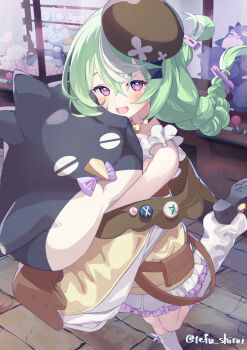 1girl :d black_shoes braid brown_hat commentary_request commission crane_game dress green_hair hat highres hugging_doll hugging_object jacket long_hair looking_at_viewer low_twin_braids multicolored_hair nazuna_(stella_sora) open_mouth pixiv_commission purple_eyes sherlock_(stella_sora) shiroitefu shoes sleeveless smile solo standing standing_on_one_leg stella_sora streaked_hair stuffed_animal stuffed_penguin stuffed_toy twin_braids twitter_username white_dress yellow_jacket