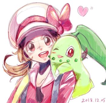 1girl 2018 :d bow brown_hair newsboy_cap chikorita dated gen_2_pokemon hat hat_bow heart highres long_hair lyra_(pokemon) nintendo on_shoulder open_mouth pink_eyes pokemon pokemon_(creature) pokemon_hgss pokemon_on_shoulder r.aka. red_bow round_teeth simple_background smile teeth twintails white_background white_hat