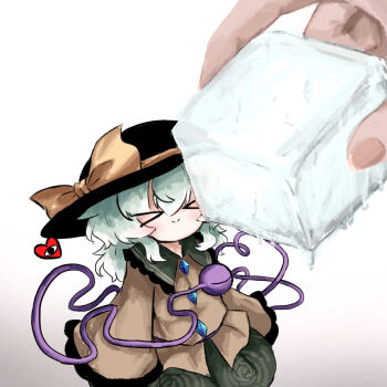 &gt;_&lt; 1girl black_hat bow buttons closed_mouth commentary deformed diamond_button fedora floral_print frilled_sleeves frills green_hair green_skirt hair_between_eyes hat hat_bow heart heart_of_string heripantomorrow ice ice_cube komeiji_koishi long_sleeves medium_hair mini_person minigirl shirt simple_background skirt smile third_eye touhou white_background wide_sleeves yellow_bow yellow_shirt