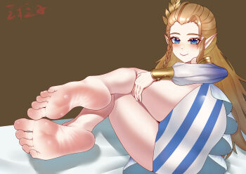 1girl absurdres barefoot blonde_hair blue_eyes blush feet highres long_hair looking_at_viewer lying on_side pointy_ears smile soles toes yishudouzi