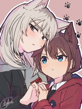 2girls animal_ear_fluff animal_ears ayataka_syumimi black_jacket brown_hair commentary_request girls_band_cry grey_hair grey_hoodie highres holding_hands hood hood_down hoodie iseri_nina jacket kawaragi_momoka kemonomimi_mode long_hair multicolored_hair multiple_girls red_jacket roots_(hair) short_hair short_twintails twintails