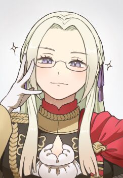 1girl blonde_hair breasts capelet cleavage_cutout closed_mouth clothing_cutout commentary edelgard_von_hresvelg fire_emblem fire_emblem:_three_houses garreg_mach_monastery_uniform glasses gloves gradient_hair grey_background hair_ribbon hand_up head_tilt kashiwa_e3 light_smile long_hair long_sleeves looking_at_viewer medium_breasts multicolored_hair nintendo parted_bangs purple_eyes purple_ribbon red_capelet ribbon shade simple_background smug solo sparkle upper_body white_gloves