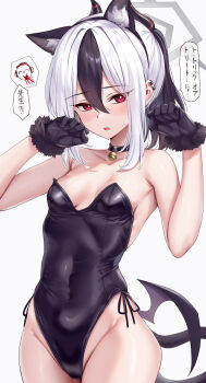 1girl alternate_costume animal_ear_fluff animal_ears bare_arms bare_shoulders bell black_choker black_gloves black_hair black_hairband black_leotard blue_archive blush breasts bright_pupils cat_ears choker commentary_request covered_navel fake_animal_ears fur-trimmed_gloves fur_trim gloves hair_ornament hairband halo highleg highleg_leotard highres horns kayoko_(blue_archive) ks_(xephyrks) leotard looking_at_viewer mole multicolored_hair neck_bell open_mouth playboy_bunny red_eyes simple_background small_breasts solo tail translation_request two-tone_hair white_background white_hair white_pupils