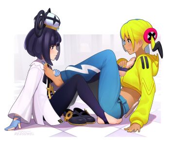 Rule 34 | 2girls, aqua nails, barefoot, blonde hair, blue gloves, blue pants, blush, canari (pokemon), closed mouth, commentary, cropped jacket, english commentary, full body, gloves, grey background, gwynn (pokemon), hair ornament, hand on another's foot, hat, hood, hood down, jacket, knees up, legs, long sleeves, looking at another, medium hair, multiple girls, nail polish, nintendo, no shoes, on ground, open mouth, paid reward available, pants, pantyhose, partially fingerless gloves, pokemon, pokemon legends: z-a, purple hair, purple pantyhose, rezodwel, shoes, sidelocks, sitting, stirrup legwear, tan, toeless legwear, toenail polish, toenails, twintails, unworn shoes, yellow jacket, yellow nails, yuri