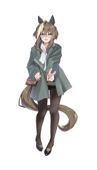 1girl animal_ears bag black_pantyhose black_shorts blue_eyes brown_hair commentary_request ear_covers green_jacket hair_between_eyes high_heels highres horse_ears horse_girl horse_tail jacket long_hair looking_at_viewer multicolored_hair open_mouth pantyhose shorts shoulder_bag simple_background solo streaked_hair tail twitter_username umamusume v white_hair yokoyu