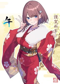 1girl absurdres baffu blue_eyes blush breasts brown_hair chinese_zodiac commentary_request feather_boa feet_out_of_frame floral_print floral_print_kimono floral_print_sleeves fur-trimmed_kimono fur_trim furisode hair_intakes hands_up happy_new_year highres hitoyo_(baffu) japanese_clothes kimono large_breasts looking_at_viewer nail_polish new_year obi open_mouth original parted_bangs pink_nails print_kimono red_kimono sash short_hair smile solo standing translation_request v wide_sleeves year_of_the_horse