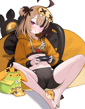 1girl absurdres alternate_costume alternate_hairstyle barefoot bike_shorts black_shorts blonde_hair blush brown_hair clothing_cutout commentary controller cropped_hoodie dualshock english_commentary feet game_controller gamepad gigi_murin grem_(gigi_murin) highres hip_vent holding holding_controller holding_game_controller hololive hololive_english hood hoodie hoshi_usagi looking_at_viewer midriff multicolored_hair nail_polish navel one_side_up pink_eyes playstation_controller popo_(gigi_murin) pout shorts sitting solo spread_legs toenail_polish toenails twintails two-tone_hair virtual_youtuber yellow_hoodie yellow_nails