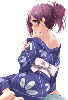 1girl barefoot blue_kimono brown_eyes commentary_request from_behind hagikaze_(kancolle) hagikaze_(yukata)_(kancolle) japanese_clothes kantai_collection kimono kimono_partially_removed leaf_print long_hair official_alternate_costume official_alternate_hairstyle one-hour_drawing_challenge ponytail profile purple_hair ray.s simple_background sitting solo white_background yokozuwari yukata