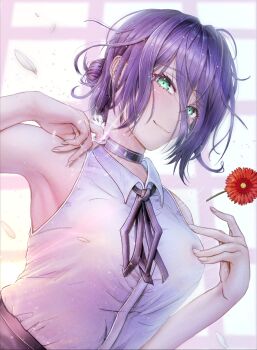 1girl armpits black_choker chainsaw_man choker closed_mouth collared_shirt commander_kei falling_petals flower green_eyes grenade_pin hair_between_eyes highres light_smile looking_at_viewer neck_ribbon petals purple_hair purple_ribbon red_flower reze_(chainsaw_man) ribbon shirt sleeveless sleeveless_shirt solo white_shirt window