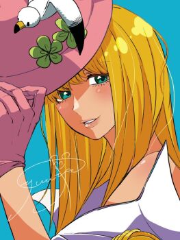 Rule 34 | 1girl, blonde hair, blue background, blue eyes, blunt bangs, blush, commentary request, gloves, hat, holding, holding unworn clothes, holding unworn hat, kujaku (one piece), one piece, pink gloves, pink hat, signature, simple background, smile, solo, unworn hat, unworn headwear, yuuya (hakase-luv)