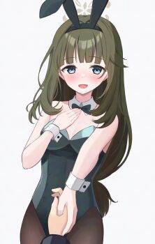 1girl 1other absurdres animal_ears blue_archive brown_pantyhose fake_animal_ears green_hair highres leotard long_hair looking_at_viewer mikeran5648 pantyhose playboy_bunny rabbit_ears simple_background tsumugi_(blue_archive) white_background