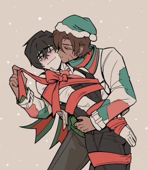 2boys black_hair black_pants black_vest blush bound bound_wrists bow brown_hair closed_mouth commentary cursedxwt dark-skinned_male dark_skin english_commentary eye_contact green_hat hat heathcliff_(project_moon) highres layered_sleeves limbus_company looking_at_another looking_to_the_side male_focus multicolored_scarf multiple_boys one_eye_closed pants patchwork_clothes project_moon red_ribbon ribbon santa_hat scarf sideways_glance vest yaoi yi_sang_(project_moon)