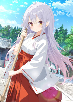 1girl aruka_(alka_p1) blue_sky blush broom closed_mouth cloud commentary cowboy_shot day double-parted_bangs grey_hair hair_between_eyes hair_intakes hakama hakama_skirt highres holding holding_broom japanese_clothes kimono long_hair long_sleeves looking_at_viewer miko original outdoors red_hakama ribbon-trimmed_sleeves ribbon_trim skirt sky smile solo tree white_kimono wide_sleeves yellow_eyes
