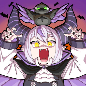 animal animal_on_head ascot bat_(animal) bird bird_on_head black_nails black_vest cloak commentary crow_(la+_darknesss) demon_horns english_commentary fangs forest_1988 glowing glowing_eyes gradient_background halloween hands_up highres hololive holox horns la+_darknesss long_sleeves looking_at_viewer on_head open_mouth partially_shaded_face pointy_ears purple_cloak purple_hair shirt short_hair simple_background spread_wings straight-on upper_body vampire_costume vest virtual_youtuber white_ascot white_shirt yellow_eyes