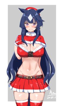 1girl a.nori absurdres alternate_costume animal_ears ass belt bikini blue_hair breasts cleavage closed_mouth collarbone commentary_request dated gloves grey_background hair_between_eyes hair_ornament hat highres horse_ears horse_tail large_breasts looking_at_viewer mole mole_under_eye navel santa_bikini santa_costume santa_hat smile solo swimsuit tail thighhighs umamusume verxina_(umamusume)