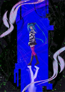 1girl amemiya_darumi arms_behind_back black_boots black_bow black_hair black_shirt black_skirt blue_hair boots bow bowtie choker closed_mouth full_body hair_bow highres knee_boots long_hair long_sleeves looking_at_viewer looking_back miniskirt multicolored_hair multiple_views pink_eyes pink_thighhighs pleated_skirt qiufeng red_bow red_bowtie red_choker roots_(hair) sailor_collar sailor_shirt shirt skirt smile striped_clothes striped_shirt the_hundred_line_-last_defense_academy- thighhighs twintails two-tone_hair two-tone_shirt walking white_shirt