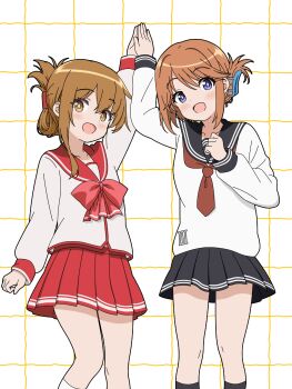 black_sailor_collar black_skirt black_socks blue_eyes brown_eyes brown_hair claw_hair_clip cosplay costume_switch feet_out_of_frame folded_ponytail grid_background hair_ornament hairclip highres inazuma_(kancolle) inazuma_(kancolle)_(cosplay) kantai_collection komaki_manaka komaki_manaka_(cosplay) long_hair long_sleeves looking_at_viewer miniskirt neckerchief pleated_skirt red_neckerchief red_sailor_collar red_skirt sailor_collar sailor_shirt school_uniform serafuku shirt short_hair skirt smile socks sugapi to_heart_(series) to_heart_2 white_background white_shirt white_socks