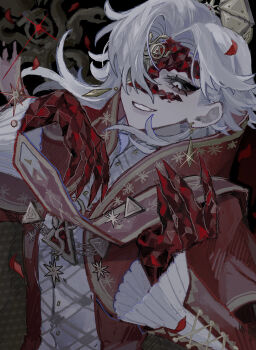 1boy androgynous black_sclera capelet claws coat colored_sclera earrings eye_mask eyelashes floating_clothes frilled_sleeves frills hair_intakes hair_over_one_eye half_eye_mask head_back high_collar highres identity_v ithaqua_(identity_v) ithaqua_(philosopher&#039;s_stone)_(identity_v) jewelry looking_at_viewer male_focus mask medium_hair mismatched_earrings muted_color official_alternate_costume pale_skin red_capelet red_coat shirt smile smirk solo uma_(npon_zinsei) upper_body white_eyes white_hair white_shirt wide_sleeves yellow_trim