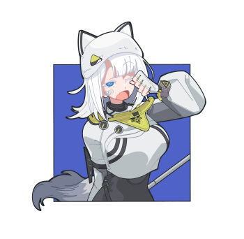 1girl absurdres arknights arknights:_endfield arm_up bandaid bandaid_on_cheek bandaid_on_face black_outline blue_background blue_eyes border chinese_commentary clothes_writing commentary crop_top cropped_jacket endfield_industries_logo estella_(arknights) fang fingerless_gloves gloves grey_tail hat highres jacket long_sleeves medium_hair one_eye_closed open_mouth outline outside_border rubbing_eyes simple_background solo tail toucho3691 white_border white_gloves white_hair white_hat white_jacket yawning