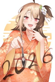 1girl 2026 ahoge blonde_hair brown_hair calligraphy_brush commentary english_commentary floral_print gigi_murin gigi_murin_(new_year) hair_ornament highres holding holding_calligraphy_brush holding_paintbrush hololive hololive_english japanese_clothes kimono looking_at_viewer multicolored_hair nail_polish new_year official_alternate_costume official_alternate_hairstyle open_mouth orange_kimono paintbrush pink_eyes popcornflakes sharp_teeth short_hair simple_background smile solo teeth two-tone_hair upper_body virtual_youtuber