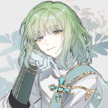 1boy aqua_cape arm_guards blue_eyes blunt_bangs brooch cape chinese_commentary gloves green_hair head_rest jewelry leaf leaf_background looking_at_viewer male_focus medium_hair parted_lips shadow shafie_(welcome_to_dreamland) shirt side_cape smile solo tariqingsha three-quarter_sleeves turtleneck turtleneck_shirt upper_body welcome_to_dreamland white_background white_gloves white_shirt