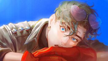 1boy black_hair black_jacket blue_background blue_eyes collared_jacket commentary conner_kent dc_comics english_commentary eyewear_on_head gloves heart heart-shaped_eyewear highres jacket kon-el leather leather_jacket long_sleeves looking_at_viewer male_focus open_mouth pink-tinted_eyewear red_gloves short_hair solo spiked_jacket superboy teeth tinted_eyewear tongue uneven_eyes upper_teeth_only watermark wing_collar woohee_(5x7_8) young_justice