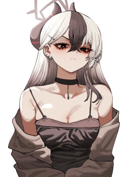 1girl absurdres black_choker black_dress black_eyes black_hair black_horns blue_archive choker chroong collarbone dress grey_halo hair_ornament hairclip halo highres horns kayoko_(blue_archive) kayoko_(dress)_(blue_archive) looking_at_viewer mole mole_on_neck multicolored_hair official_alternate_costume simple_background solo two-tone_hair upper_body white_background white_hair