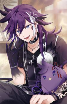 1boy animal arm_tattoo banzoin_hakka banzoin_hakka_(2nd_costume) bird black_skin blue_eyes choker colored_skin commentary earrings face_piercing gradient_skin hair_between_eyes hakkito_(banzoin_hakka) highres holding holding_animal holding_bird holostars holostars_english holotempus jewelry k-rumi lip_piercing long_hair looking_at_viewer male_focus multicolored_hair multicolored_skin open_mouth piercing purple_hair shirt smile snakebite_(piercing) solo streaked_hair tattoo tattoo_sleeve upper_body virtual_youtuber white_hair