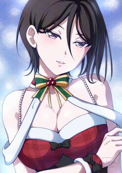 1girl asymmetrical_hair bang_dream! bare_shoulders black_bow black_hair blurry blurry_background bow breasts cleavage commentary_request hair_between_eyes highres kitayu large_breasts looking_at_viewer mistletoe pink_eyes short_hair signature solo upper_body white_background yashio_rui