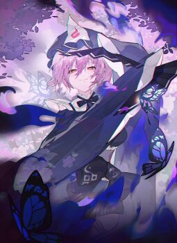 1girl blue_hat blue_kimono blue_ribbon blue_sash bug butterfly closed_mouth cowboy_shot folding_fan hair_between_eyes hand_fan hat highres holding holding_fan insect japanese_clothes kimono long_sleeves looking_at_viewer mob_cap neck_ribbon obi pink_eyes pink_hair ribbon saigyouji_yuyuko sash short_hair sleeves_past_fingers sleeves_past_wrists smile solo touhou triangular_headpiece wall_brick white_background wide_sleeves