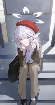 1girl alternate_costume bag blue_archive casual halo hat highres himari_(blue_archive) jacket long_pointy_ears pointy_ears purple_eyes red_hat smile white_hair white_halo zanya_000