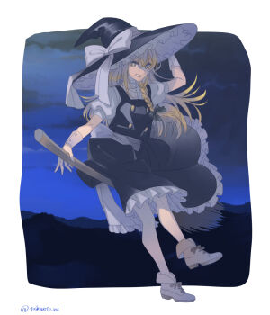 1girl arm_up black_hat black_skirt black_vest blonde_hair bow braid broom broom_riding buttons commentary frilled_skirt frills full_body green_bow grey_shoes grin hair_between_eyes hair_bow hand_on_headwear hat hat_bow kirisame_marisa long_hair looking_at_viewer puffy_short_sleeves puffy_sleeves shirt shoelaces shoes short_sleeves single_braid skirt skirt_set smile solo toshio touhou vest white_bow white_shirt witch_hat wrist_cuffs yellow_eyes