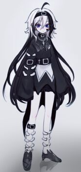 1girl ahoge belt belt_buckle black_belt black_hair black_hairband black_shirt black_shoes black_shorts blue_eyes buckle closed_mouth cloud_(lufaeris) commentary cross cross_necklace double-parted_bangs english_commentary full_body hair_between_eyes hairband highres jewelry long_hair looking_at_viewer multicolored_hair necklace original shirt shoes shorts simple_background solo two-tone_hair very_long_hair white_background white_hair