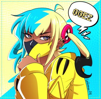 1girl absurdres artist_name blonde_hair blue_background blue_hair canari_(pokemon) dark-skinned_female dark_skin earclip highres jacket long_sleeves looking_at_viewer mask mole mole_under_eye mouth_mask multicolored_hair nintendo pokemon solo speech_bubble split-color_hair tempusumbra twintails two-tone_mask upper_body yellow_background yellow_jacket yellow_mask yellow_nails